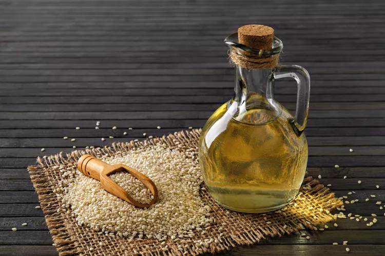 روغن کنجد مانیاد فود