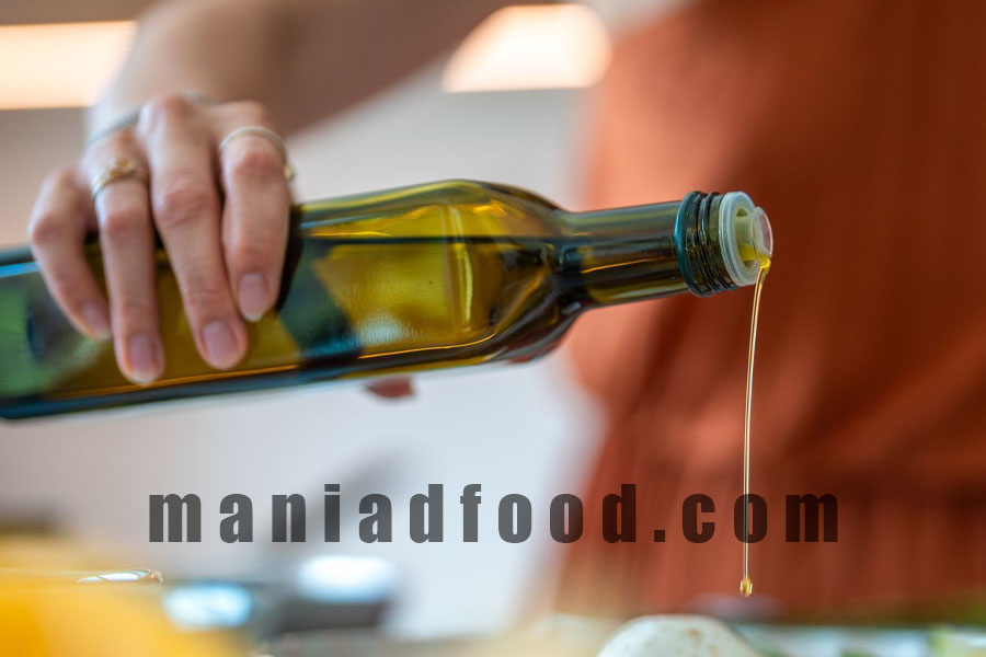 خواص شگفت‌انگیز مصرف روزانه روغن زیتون؛ از سلامت قلب تا بهبود عملکرد ورزشی