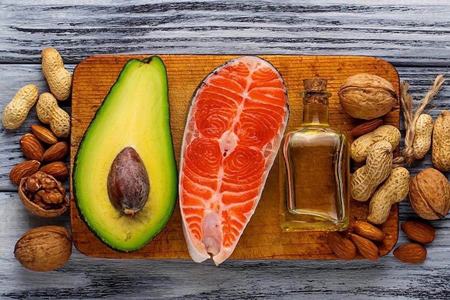 مقایسه اثر روغن‌های گیاهی و حیوانی بر عملکرد ورزشی؛ کدام برای بدنسازی بهتر است؟